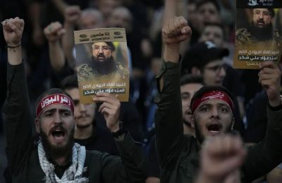 Η Ουάσιγκτον και το Πεκίνο ανταλλάσσουν χτυπήματα με δασμούς