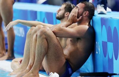 Ολυμπιονίκης δουλεύει στο εστιατόριο των γονιών της λίγες μέρες μετά τους Ολυμπιακούς Αγώνες!