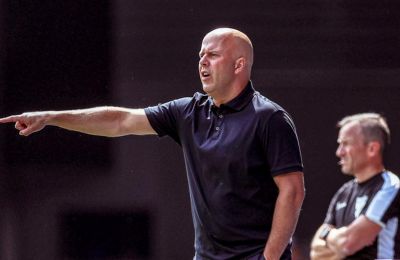 Πρωτάθλημα και πανηγυρισμοί με ball boys και παίκτες ακαδημίας (vid)