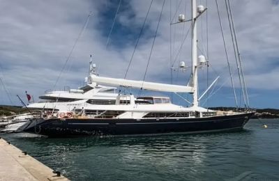 Κηδεία Πάπα: Γιατί κατηγορούν τον Τραμπ ότι έσπασε το πρωτόκολλο 