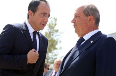 Πάει κατεχόμενα ο Ερντογάν για την μαντήλα 