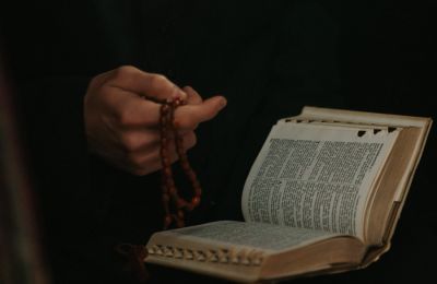 Η Ουάσινγκτον υλοποιεί μια ευρύτερη στρατηγική περιορισμού της κινεζικής επιρροής στη διεθνή ναυτιλία