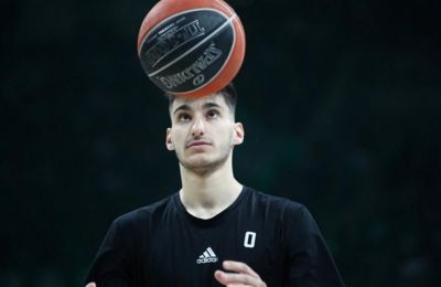 Βεζένκοφ: «Αν παίξουμε όπως στο δεύτερο, θα έχουμε πρόβλημα»
