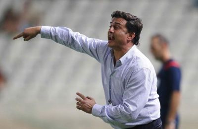 Ομόνοια: Ο Ρουμάνος ρεφ και η τοποθέτηση Παπασταύρου