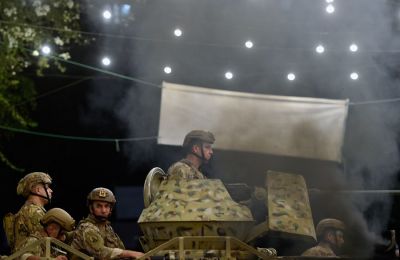 Κηδεία Πάπα: Γιατί κατηγορούν τον Τραμπ ότι έσπασε το πρωτόκολλο 