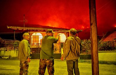 Η Ουάσιγκτον και το Πεκίνο ανταλλάσσουν χτυπήματα με δασμούς