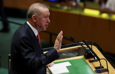 Η Ουάσιγκτον και το Πεκίνο ανταλλάσσουν χτυπήματα με δασμούς