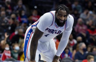 Στα playoffs του NBA οι Χιτ, με «τριαντάρη» Χέρο