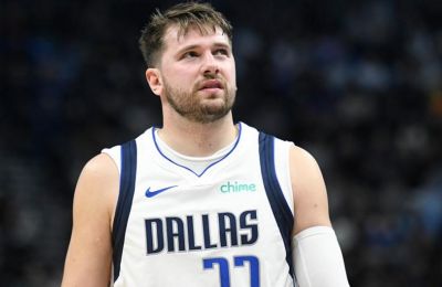 Στα playoffs του NBA οι Χιτ, με «τριαντάρη» Χέρο