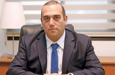 Ο Αλέξανδρος Μαρτίδης μίλησε με δάκρυα στα μάτια για τη συγκινητική αντίδραση της κόρης του, ενώ δεν δίστασε να αποκαλύψει εξελίξεις από τη «Γη της Ελιάς»