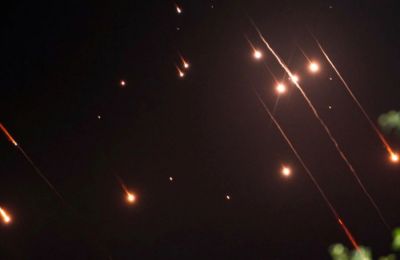 Η Ουάσιγκτον και το Πεκίνο ανταλλάσσουν χτυπήματα με δασμούς