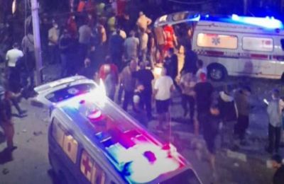Μόλις το 22% δηλώνει ότι συμφωνεί εντελώς με τον τρόπο διακυβέρνησής του, ενώ διπλάσιοι Αμερικανοί (45%) εκφράζουν αποδοκιμασία