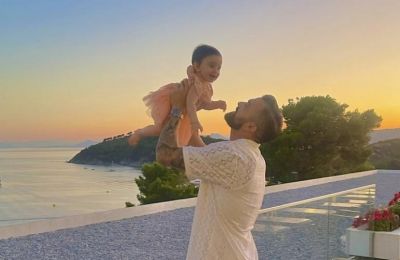 Του ευχήθηκε δημόσια για πρώτη φορά,με αφορμή την ονομαστική του γιορτή