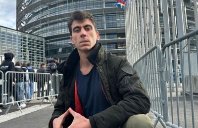 Πάει κατεχόμενα ο Ερντογάν για την μαντήλα 