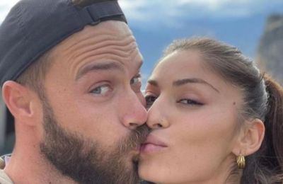 Ο Αλέξανδρος Μαρτίδης μίλησε με δάκρυα στα μάτια για τη συγκινητική αντίδραση της κόρης του, ενώ δεν δίστασε να αποκαλύψει εξελίξεις από τη «Γη της Ελιάς»
