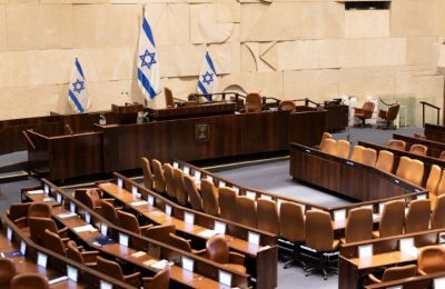 Η Ουάσιγκτον και το Πεκίνο ανταλλάσσουν χτυπήματα με δασμούς