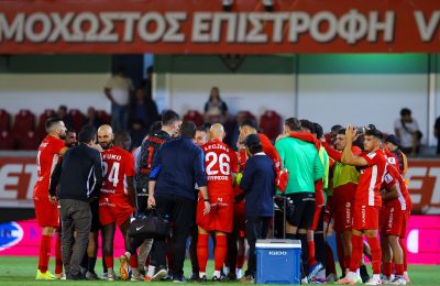 Νέα Σαλαμίνα: Ενδεκάδα με Βίκτωρος και Κατσιάρη