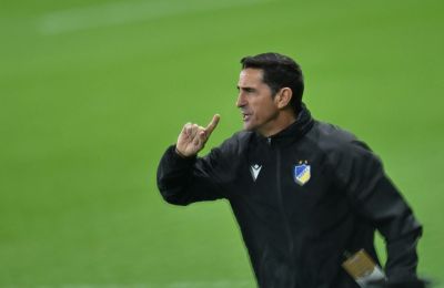 Ελ Αραμπί: Κάποιοι με ραβδιά, άλλοι με... πιστόλια
