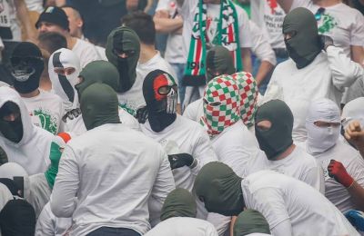 Ομόνοια: Η παρακάμερα της τριάρας στην Πάφο (vid)