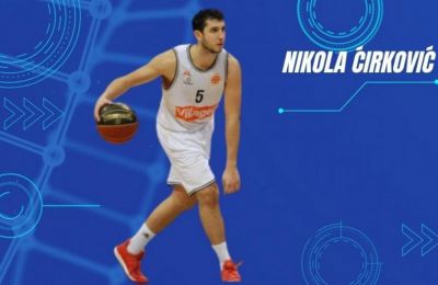Στο Top 10 των σκόρερ όλων των εποχών στα playoffs ο Κάρι