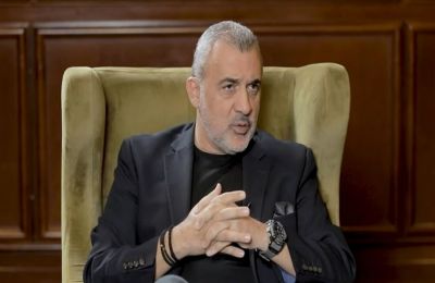 Του ευχήθηκε δημόσια για πρώτη φορά,με αφορμή την ονομαστική του γιορτή