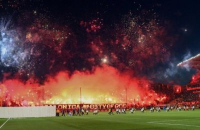 Διαμαρτυρία οπαδών του Άρη στα γραφεία της ΔΕΑΒ