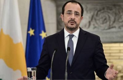 «Περνούν ζωή χαρισάμενη στον λόφο του Προεδρικού και δεν έχουν ιδέα τι αντιμετωπίζουν οι εργαζόμενοι της Κύπρου», σημείωσε ο Γιώργος Κουκουμάς του ΑΚΕΛ