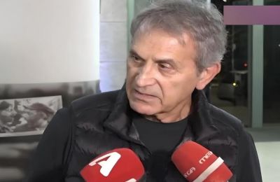 Του ευχήθηκε δημόσια για πρώτη φορά,με αφορμή την ονομαστική του γιορτή