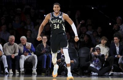 Στα playoffs του NBA οι Χιτ, με «τριαντάρη» Χέρο