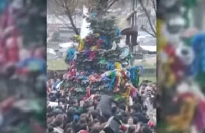 Η Ουάσιγκτον και το Πεκίνο ανταλλάσσουν χτυπήματα με δασμούς