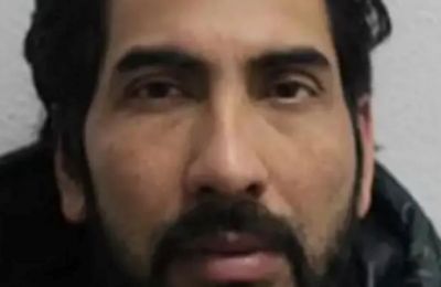 Μόλις το 22% δηλώνει ότι συμφωνεί εντελώς με τον τρόπο διακυβέρνησής του, ενώ διπλάσιοι Αμερικανοί (45%) εκφράζουν αποδοκιμασία