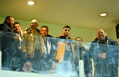 Συγκρίνουν Καμπελά με... Βαλμπουενά 