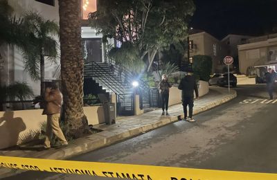 Οι τρεις συλληφθέντες τέθηκαν υπό κράτηση για διευκόλυνση των ανακρίσεων