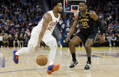 Στα playoffs του NBA οι Χιτ, με «τριαντάρη» Χέρο