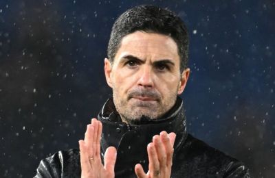 Γιουνάιτεντ και Άρσεναλ για Κωστούλα–Μουζακίτη!
