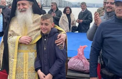 Μόλις το 22% δηλώνει ότι συμφωνεί εντελώς με τον τρόπο διακυβέρνησής του, ενώ διπλάσιοι Αμερικανοί (45%) εκφράζουν αποδοκιμασία