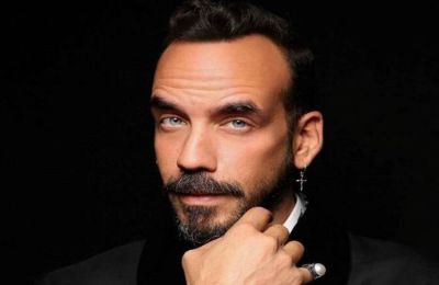 Του ευχήθηκε δημόσια για πρώτη φορά,με αφορμή την ονομαστική του γιορτή