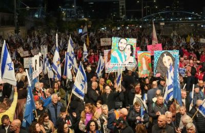 Η Ουάσινγκτον υλοποιεί μια ευρύτερη στρατηγική περιορισμού της κινεζικής επιρροής στη διεθνή ναυτιλία