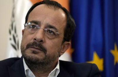 Πάει κατεχόμενα ο Ερντογάν για την μαντήλα 