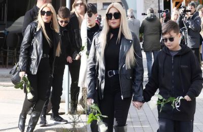 Η Ελένη Χατζίδου βρισκόταν από το βράδυ της Παρασκευής στο νοσοκομείο, καθώς η κόρη της χρειάστηκε να εισαχθεί για νοσηλεία