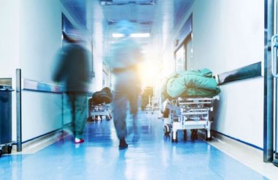 Μόλις το 22% δηλώνει ότι συμφωνεί εντελώς με τον τρόπο διακυβέρνησής του, ενώ διπλάσιοι Αμερικανοί (45%) εκφράζουν αποδοκιμασία