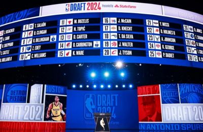 Στα playoffs του NBA οι Χιτ, με «τριαντάρη» Χέρο