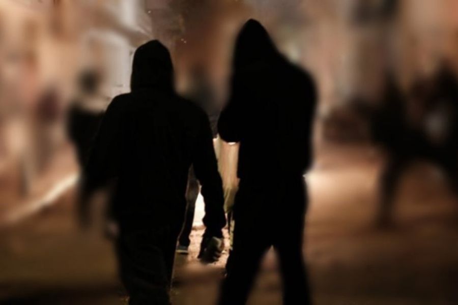 Οπαδοί προσπάθησαν να κάνουν «ντου» στο κλειστό γήπεδο του Απόλλων