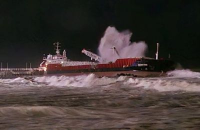 Η Ουάσινγκτον υλοποιεί μια ευρύτερη στρατηγική περιορισμού της κινεζικής επιρροής στη διεθνή ναυτιλία