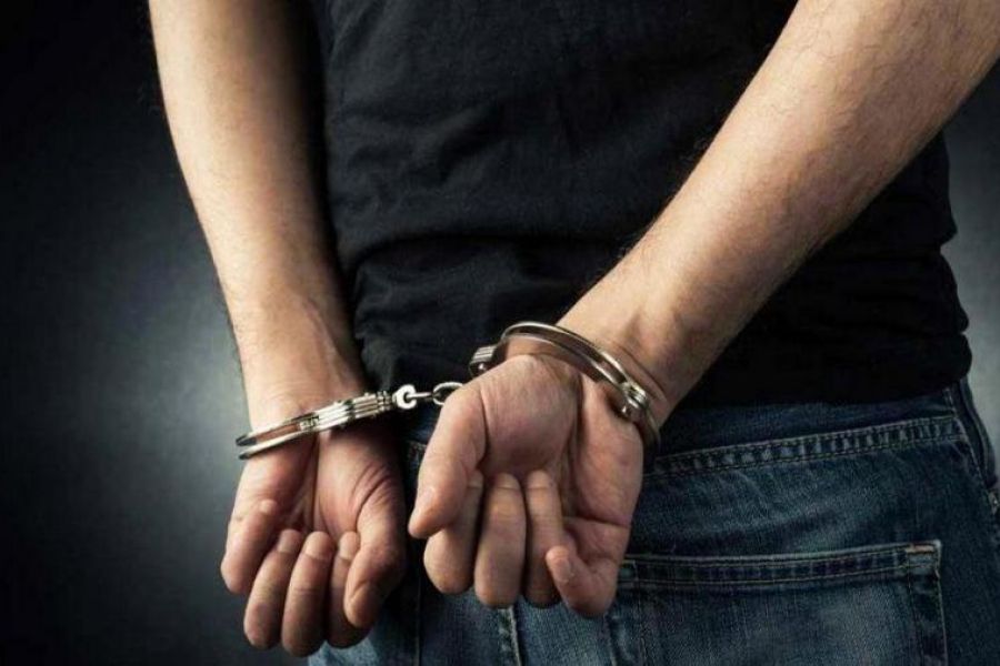 Χειροπέδες σε τρία άτομα πριν την έναρξη του αγώνα Ανόρθωση-Απόλλων