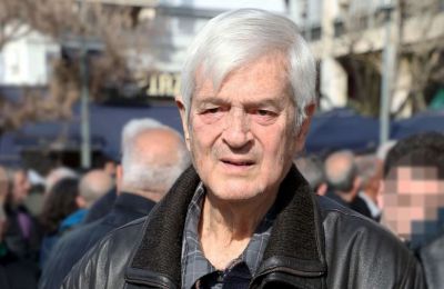 Η Ουάσιγκτον και το Πεκίνο ανταλλάσσουν χτυπήματα με δασμούς
