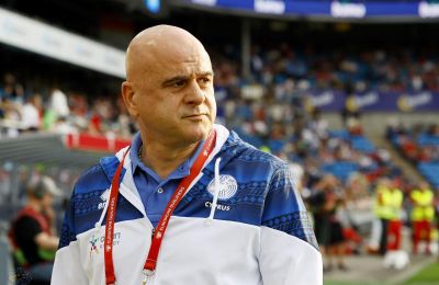 Καλπάζει για τον τίτλο η Γκενκ με μάγο Καρέτσα!