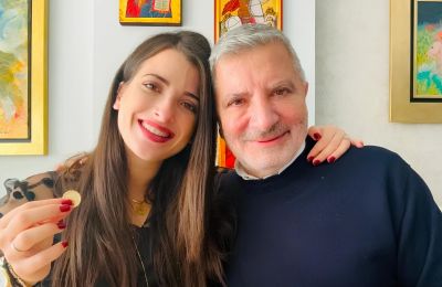 Η Ελένη Χατζίδου βρισκόταν από το βράδυ της Παρασκευής στο νοσοκομείο, καθώς η κόρη της χρειάστηκε να εισαχθεί για νοσηλεία