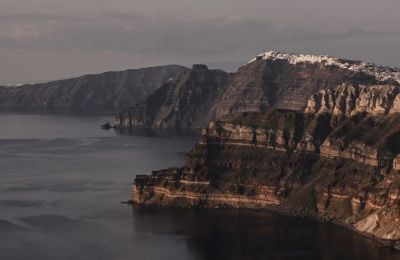 Η Ουάσινγκτον υλοποιεί μια ευρύτερη στρατηγική περιορισμού της κινεζικής επιρροής στη διεθνή ναυτιλία