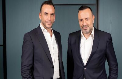 Ο Αλέξανδρος Μαρτίδης μίλησε με δάκρυα στα μάτια για τη συγκινητική αντίδραση της κόρης του, ενώ δεν δίστασε να αποκαλύψει εξελίξεις από τη «Γη της Ελιάς»